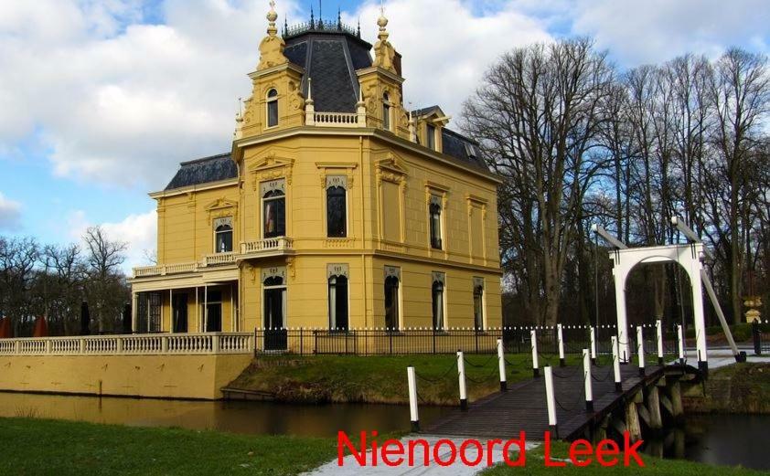 Vila De Riekhoff Een-West Exteriér fotografie